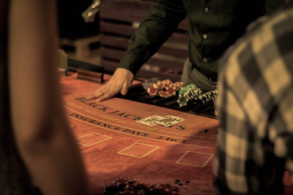 Khám phá thế giới Mafia Mayhem trò chơi độc đáo đang thu hút cộng đồng yêu thích cá cược