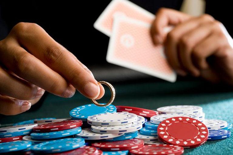 Những bí quyết chơi game đánh bài trực tuyến dễ thắng hiện nay